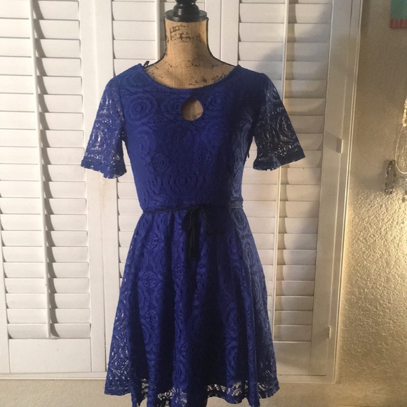 2/$15 | ENFOCUS PETITE | ROYAL BLUE | LACE DRESS | SIZE 6P - Picture 1 of 5